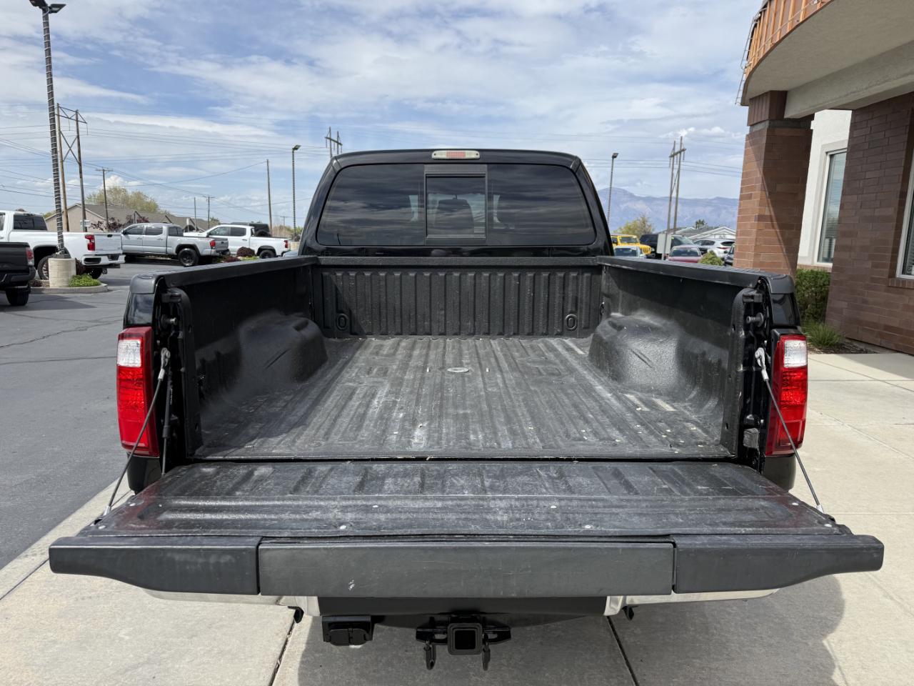 Ford Super Duty F-250 SRW 4WD Crew Cab 156" Lariat 2016