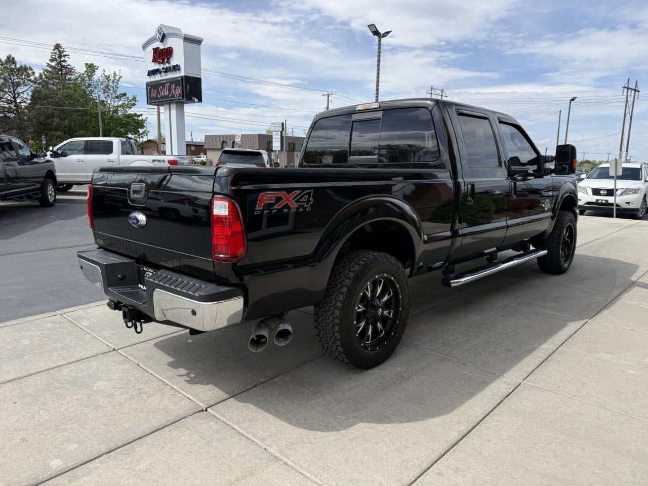 Ford Super Duty F-250 SRW 4WD Crew Cab 156" Lariat 2016