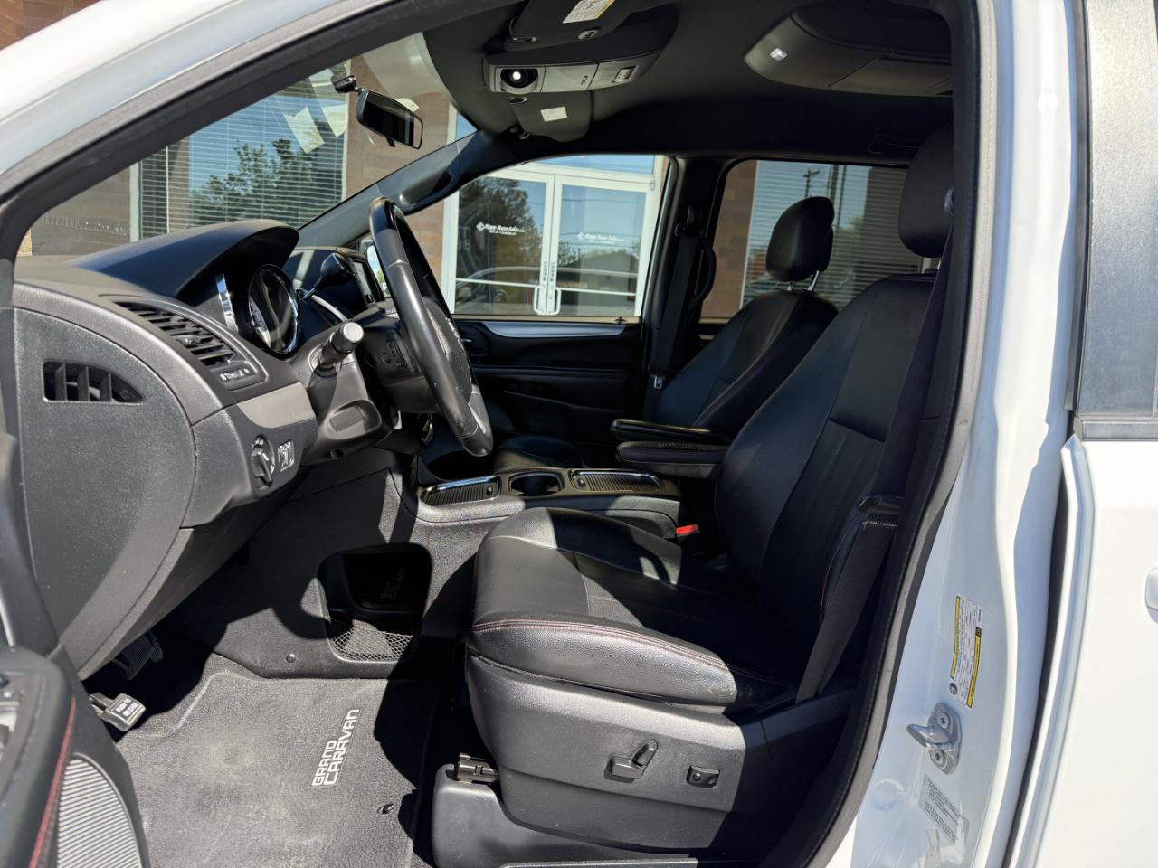 Dodge Grand Caravan 4dr Wgn R/T 2016