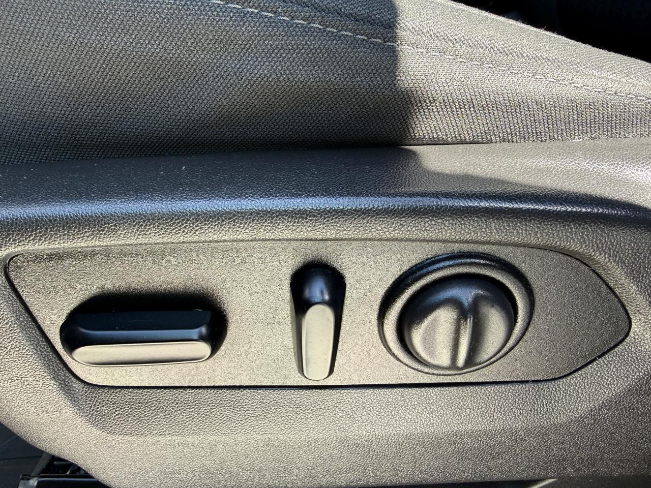 Chevrolet Silverado 1500 4WD Crew Cab 147" RST 2021