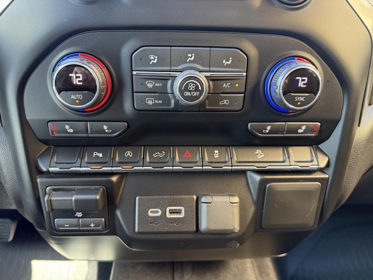 Chevrolet Silverado 1500 4WD Crew Cab 147" RST 2021