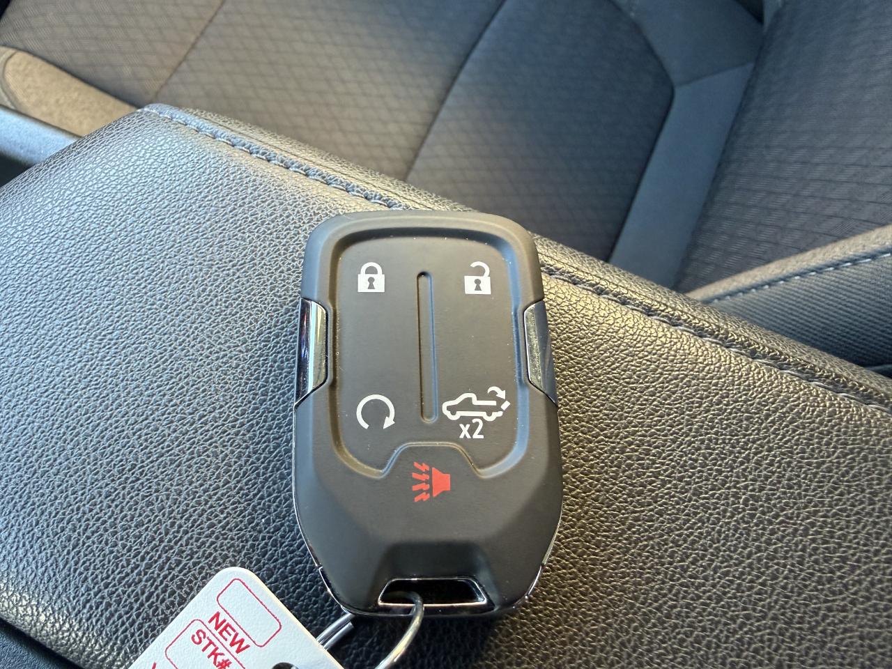 Chevrolet Silverado 1500 4WD Crew Cab 147" RST 2021