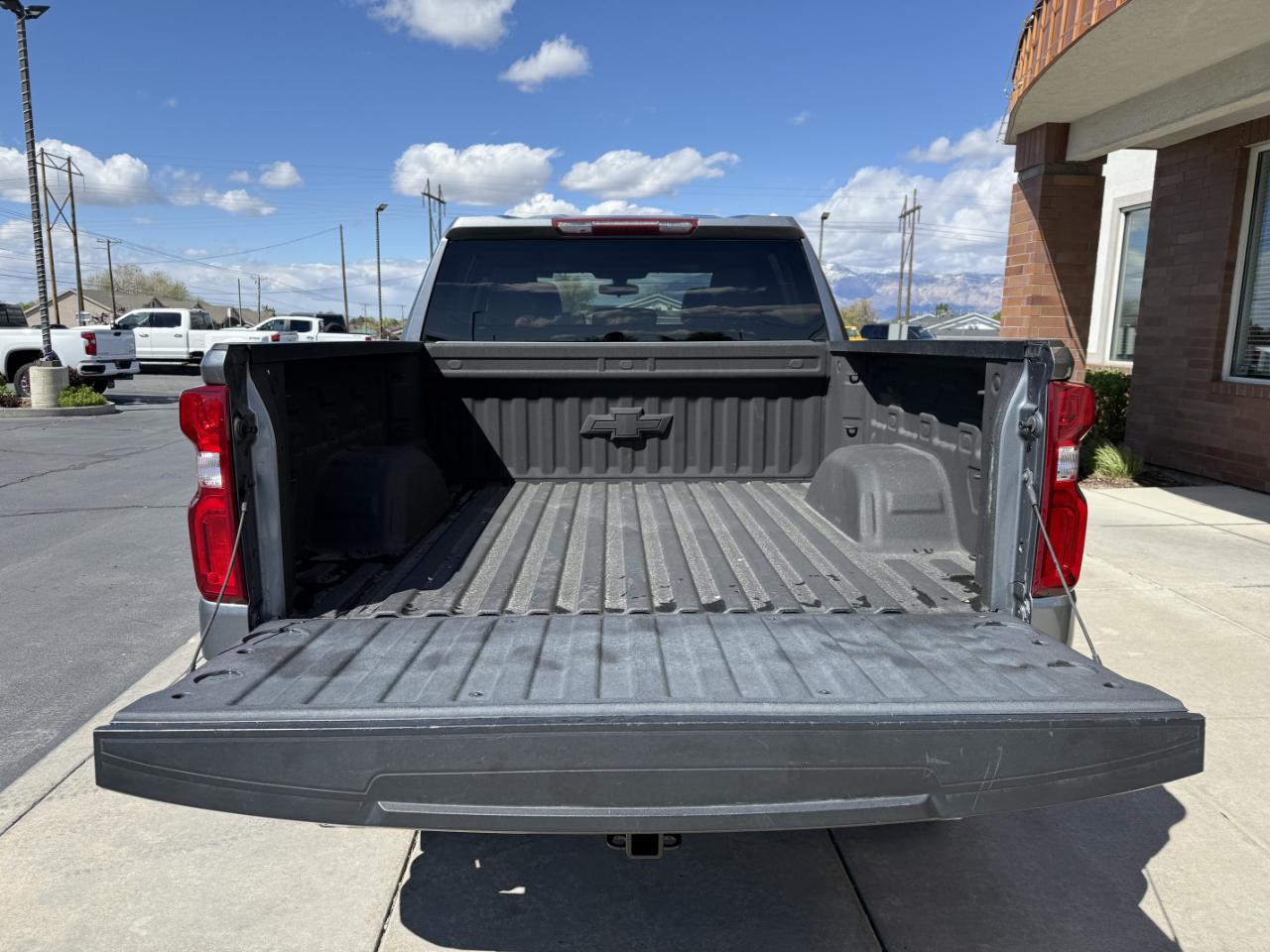 Chevrolet Silverado 1500 4WD Crew Cab 147" RST 2021