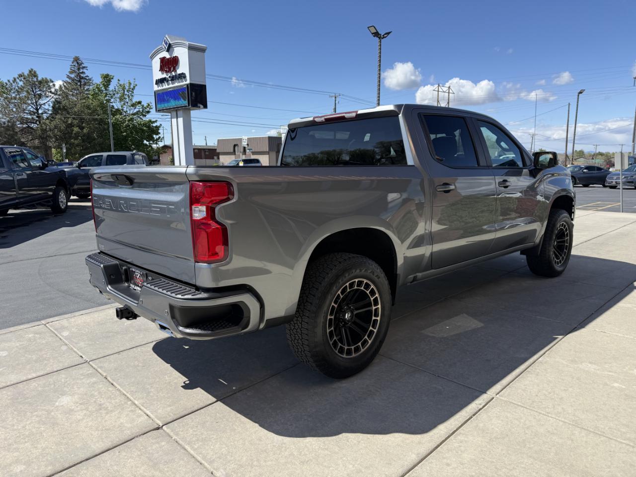 Chevrolet Silverado 1500 4WD Crew Cab 147" RST 2021