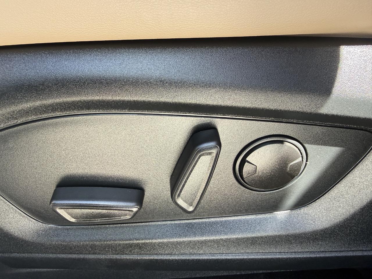 Ford Explorer XLT 4WD 2022