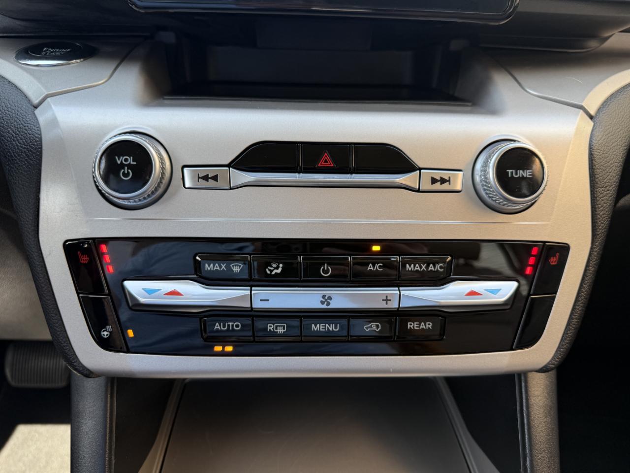 Ford Explorer XLT 4WD 2022