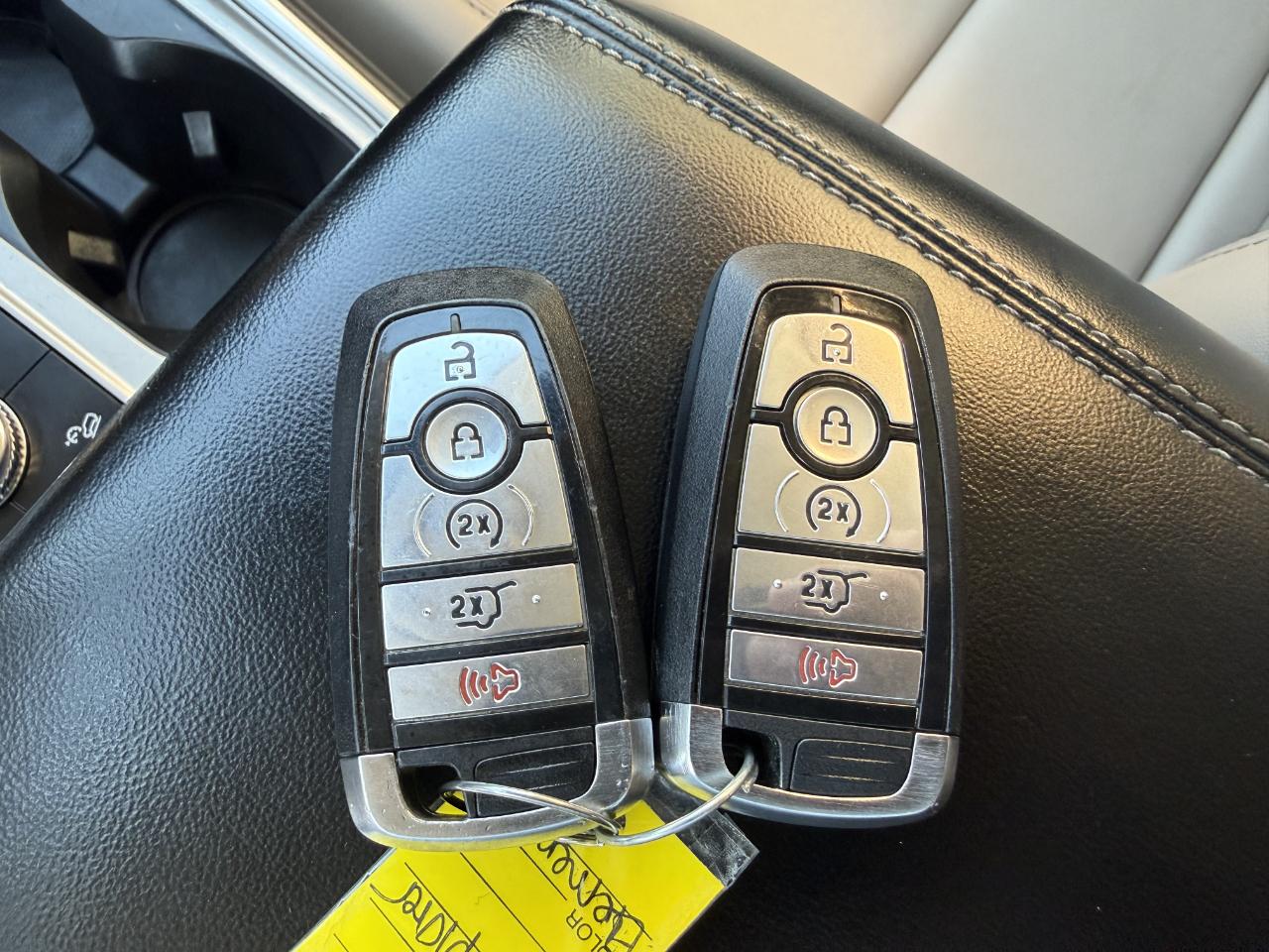 Ford Explorer XLT 4WD 2022