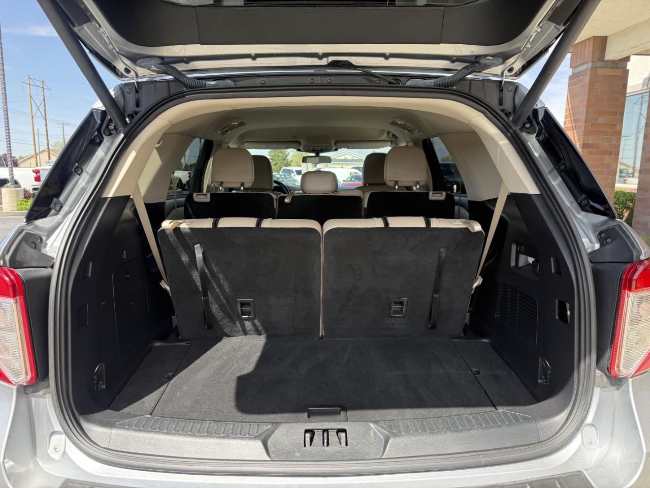 Ford Explorer XLT 4WD 2022