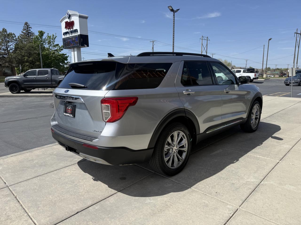 Ford Explorer XLT 4WD 2022