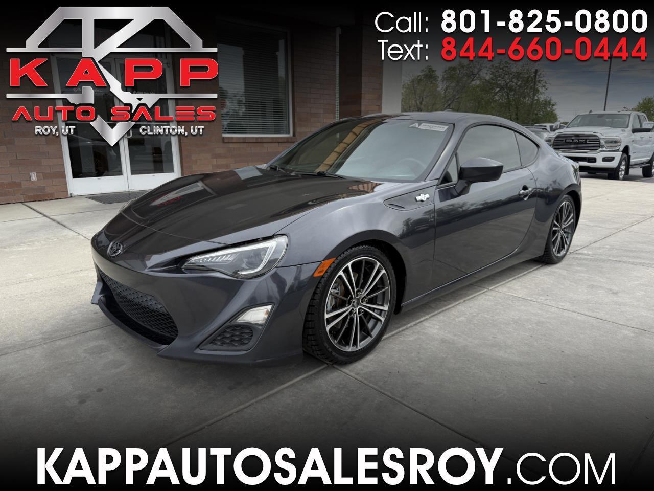 Scion FR-S 2dr Cpe Man (Natl) 2015