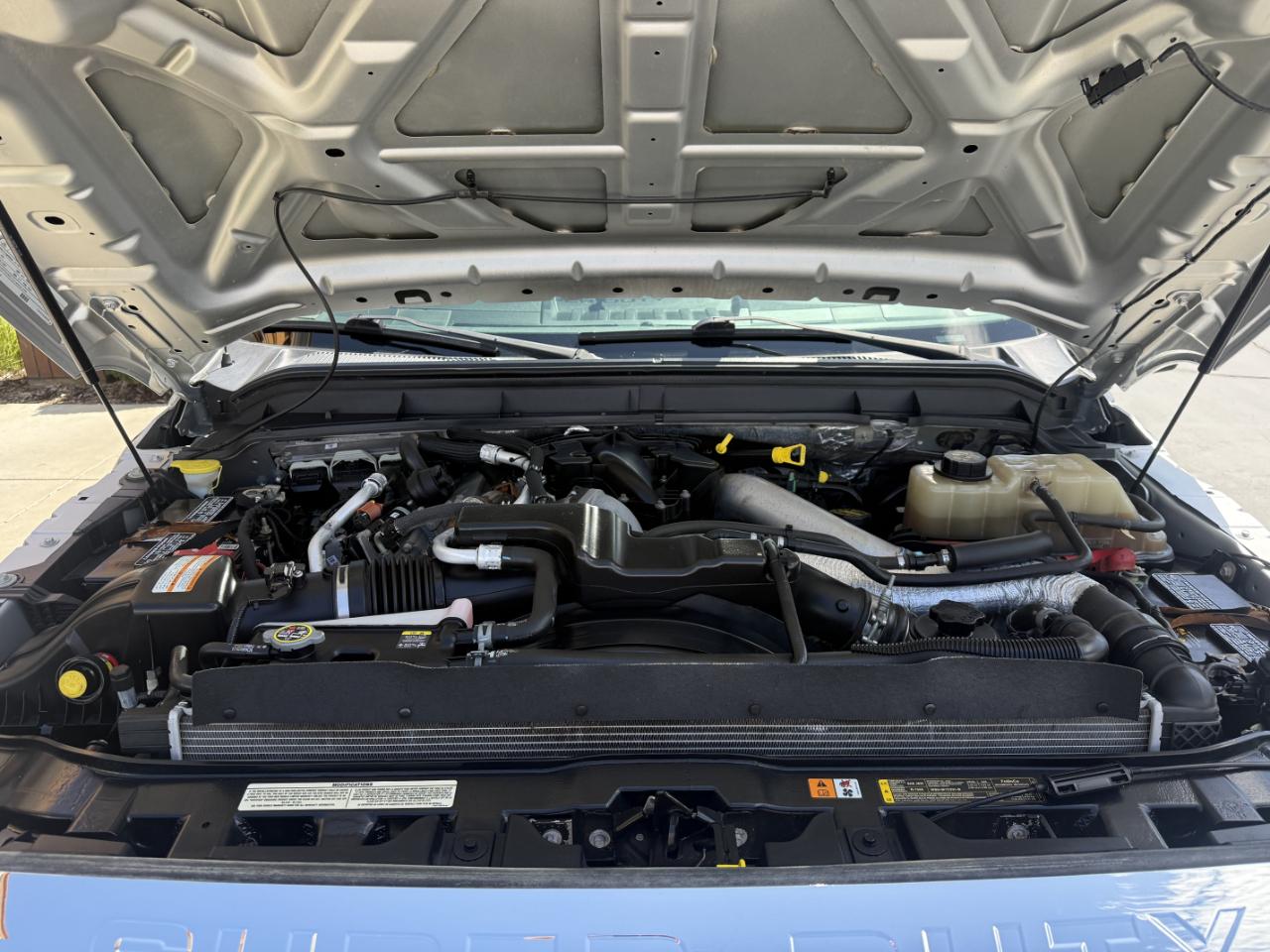 Ford Super Duty F-250 SRW 4WD Crew Cab 156" Lariat 2011