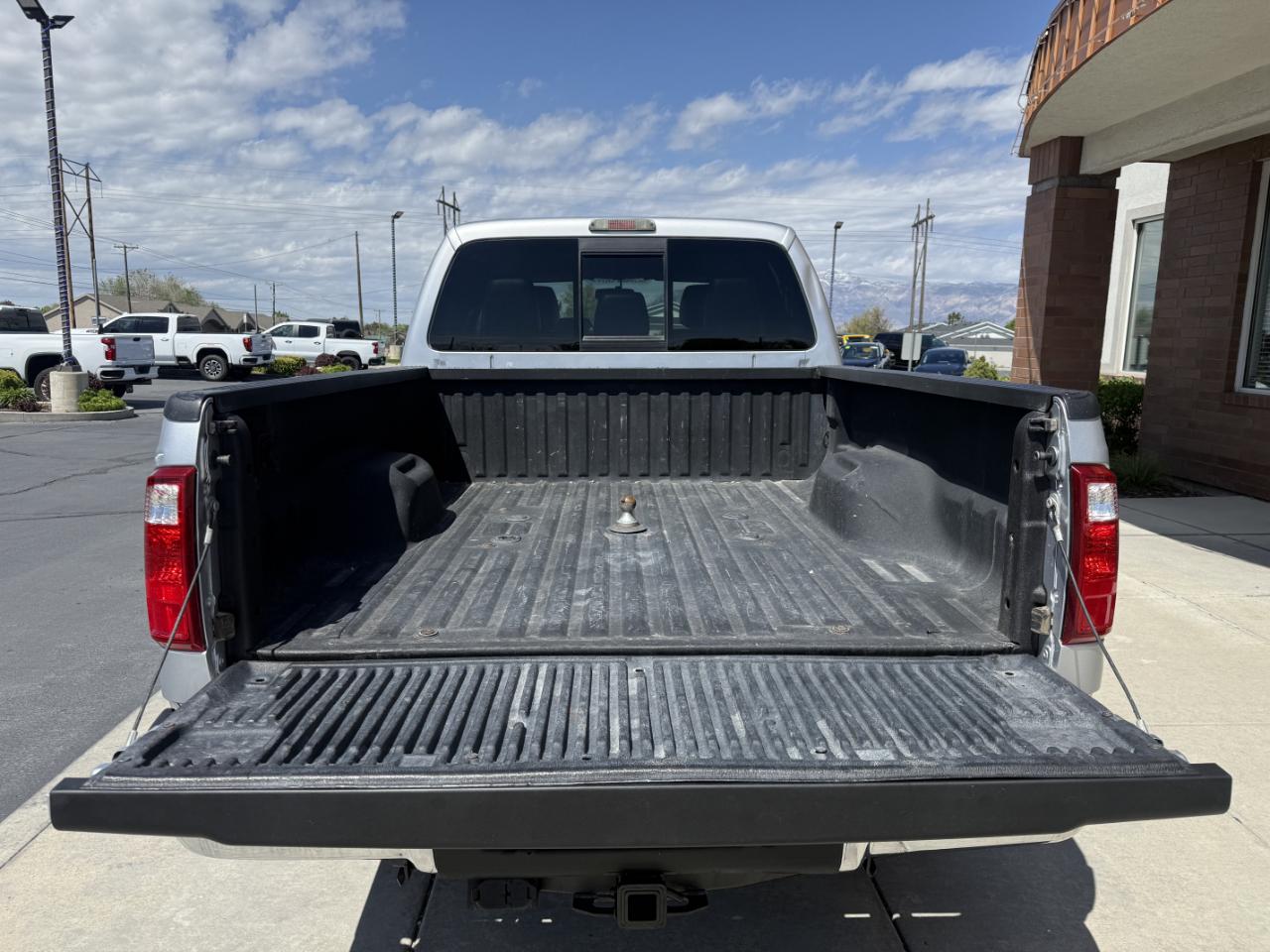 Ford Super Duty F-250 SRW 4WD Crew Cab 156" Lariat 2011