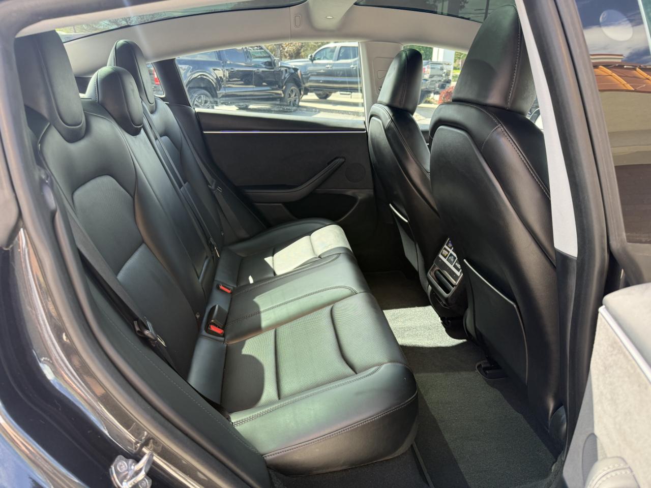 Tesla Model 3 Long Range AWD 2024