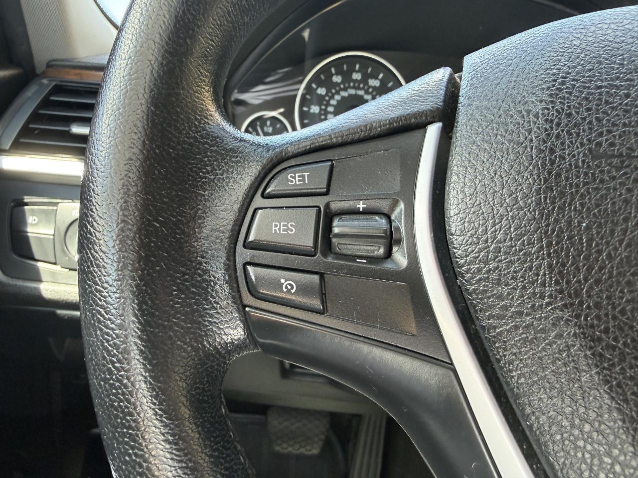 BMW 3 Series 4dr Sdn 328i xDrive AWD SULEV South Africa 2015