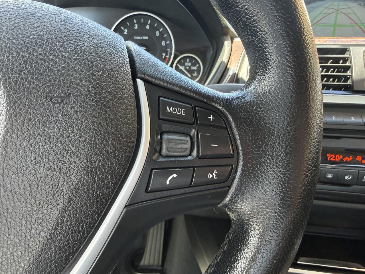 BMW 3 Series 4dr Sdn 328i xDrive AWD SULEV South Africa 2015