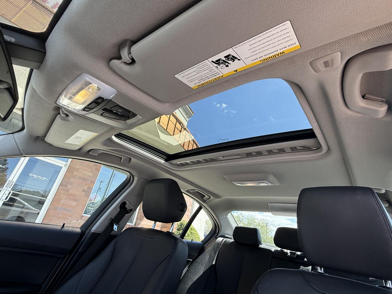 BMW 3 Series 4dr Sdn 328i xDrive AWD SULEV South Africa 2015