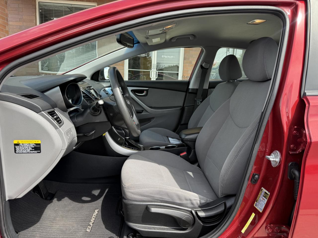 Hyundai Elantra 4dr Sdn Auto SE (Alabama Plant) 2016