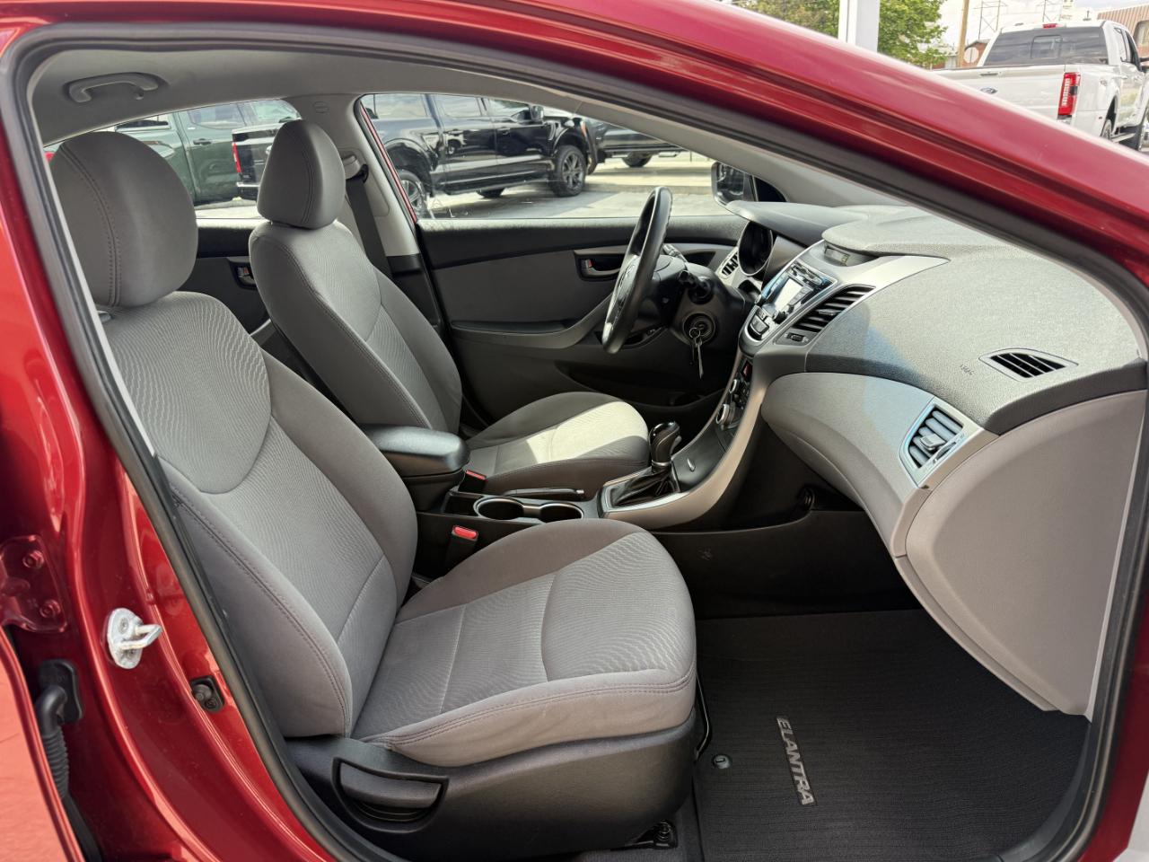 Hyundai Elantra 4dr Sdn Auto SE (Alabama Plant) 2016