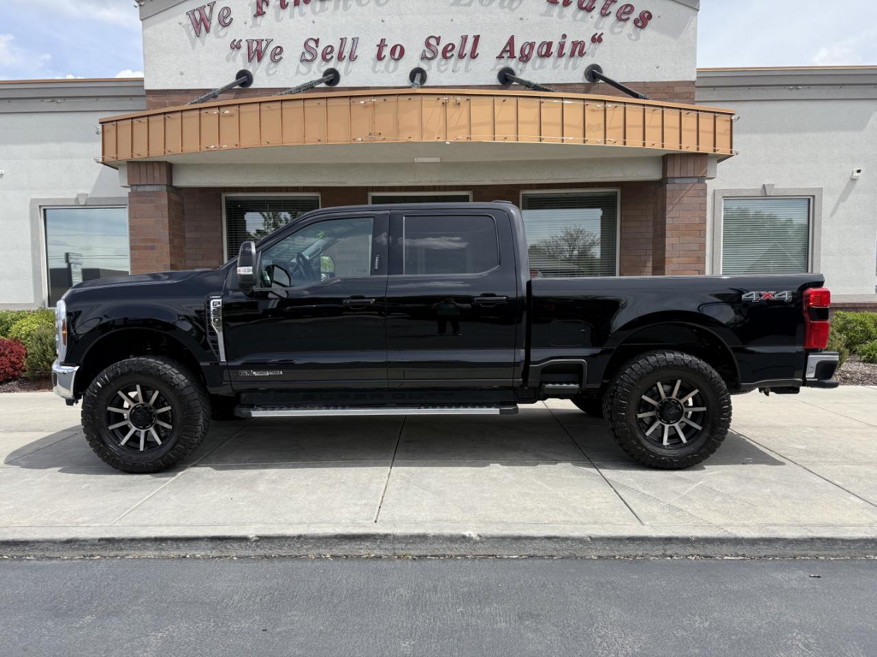 Ford Super Duty F-250 SRW Lariat 4WD Crew Cab 6.75' Box 2024