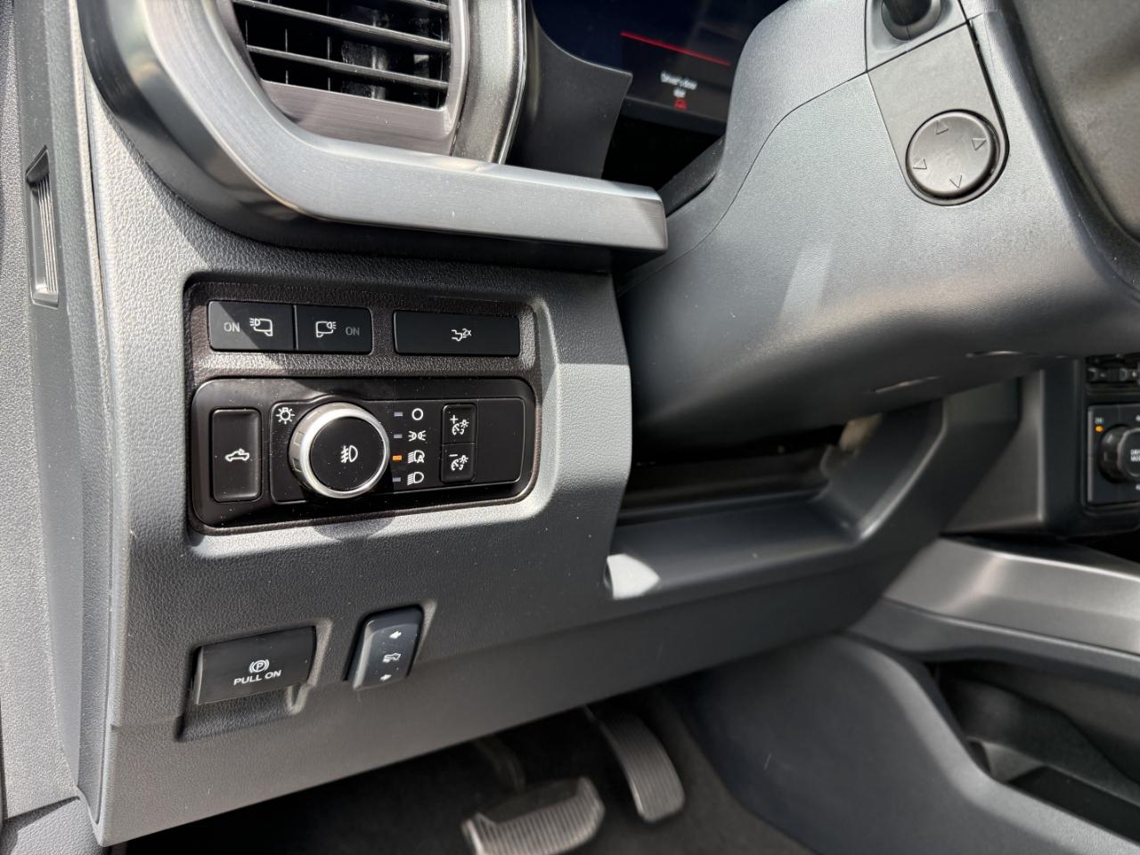 Ford Super Duty F-250 SRW Lariat 4WD Crew Cab 6.75' Box 2024