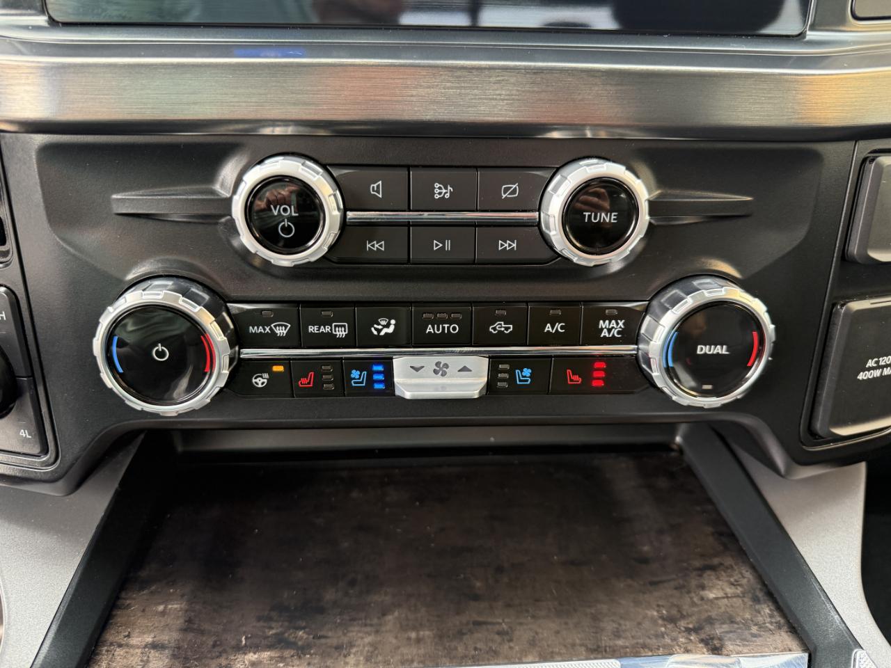 Ford Super Duty F-250 SRW Lariat 4WD Crew Cab 6.75' Box 2024