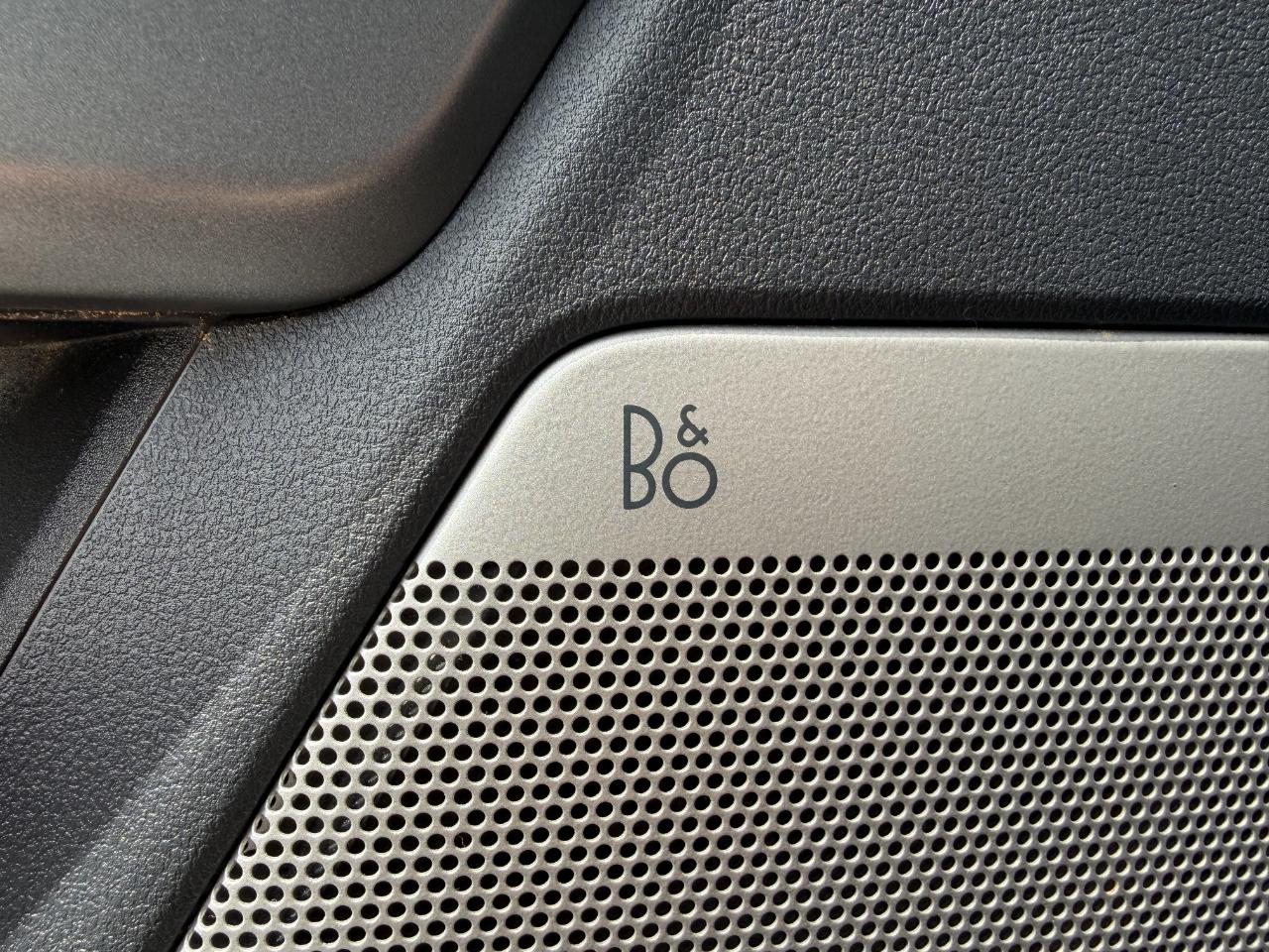 Ford Super Duty F-250 SRW Lariat 4WD Crew Cab 6.75' Box 2024