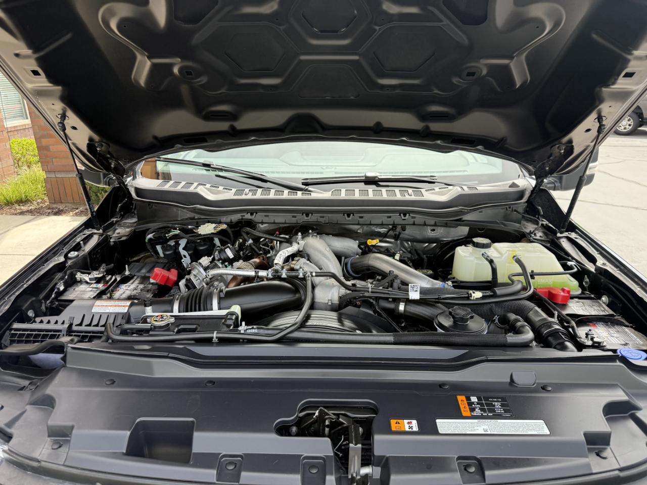 Ford Super Duty F-250 SRW Lariat 4WD Crew Cab 6.75' Box 2024