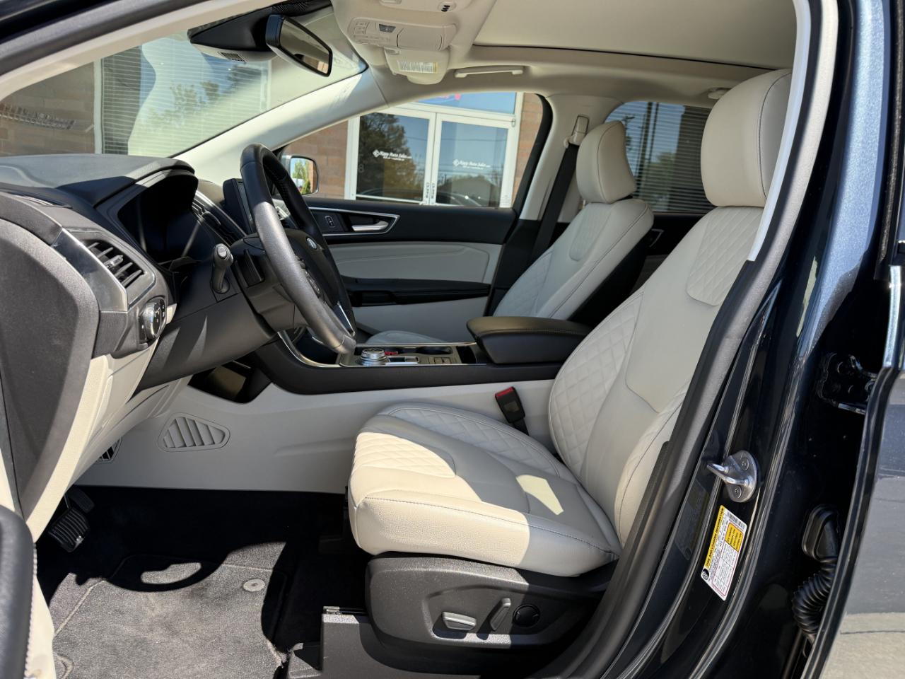 Ford Edge Titanium AWD 2023
