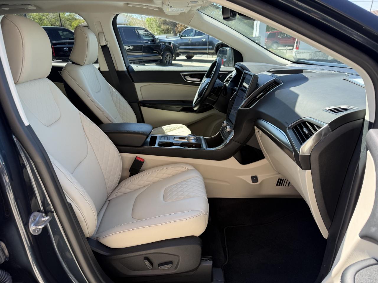 Ford Edge Titanium AWD 2023