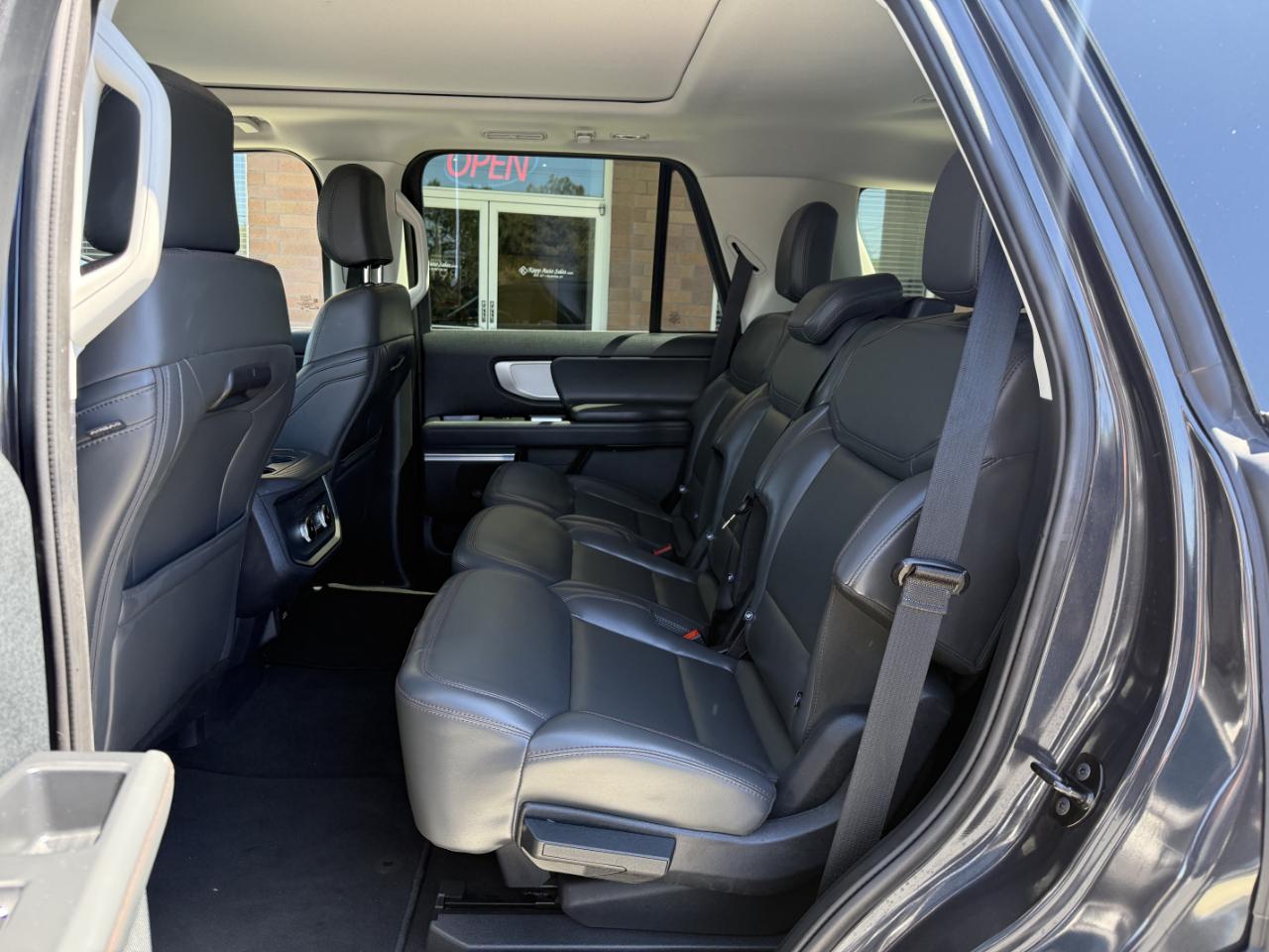 Ford Expedition Active 4x4 2025