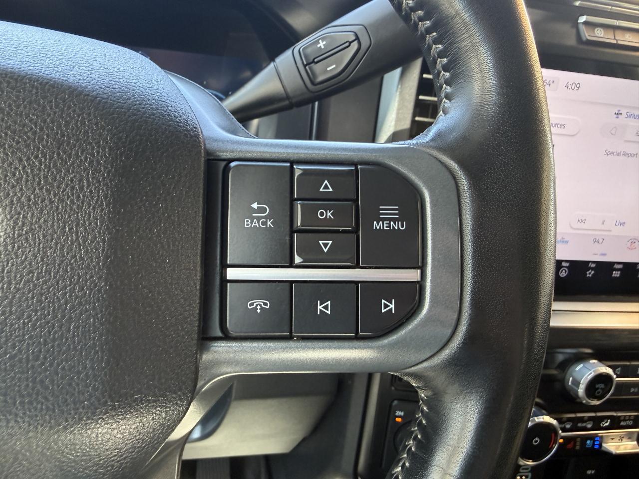 Ford Super Duty F-450 DRW Lariat 4WD Crew Cab 8' Box 2024