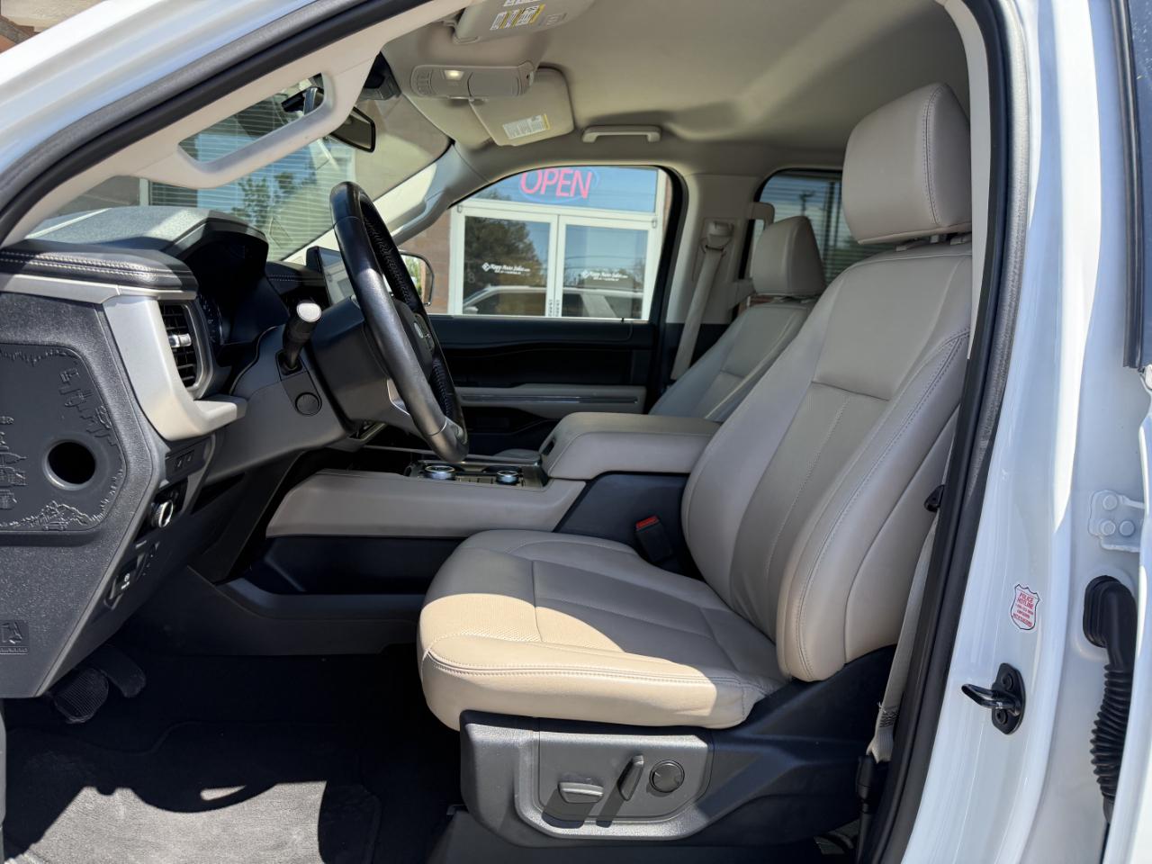 Ford Expedition Max XLT 4x4 2024