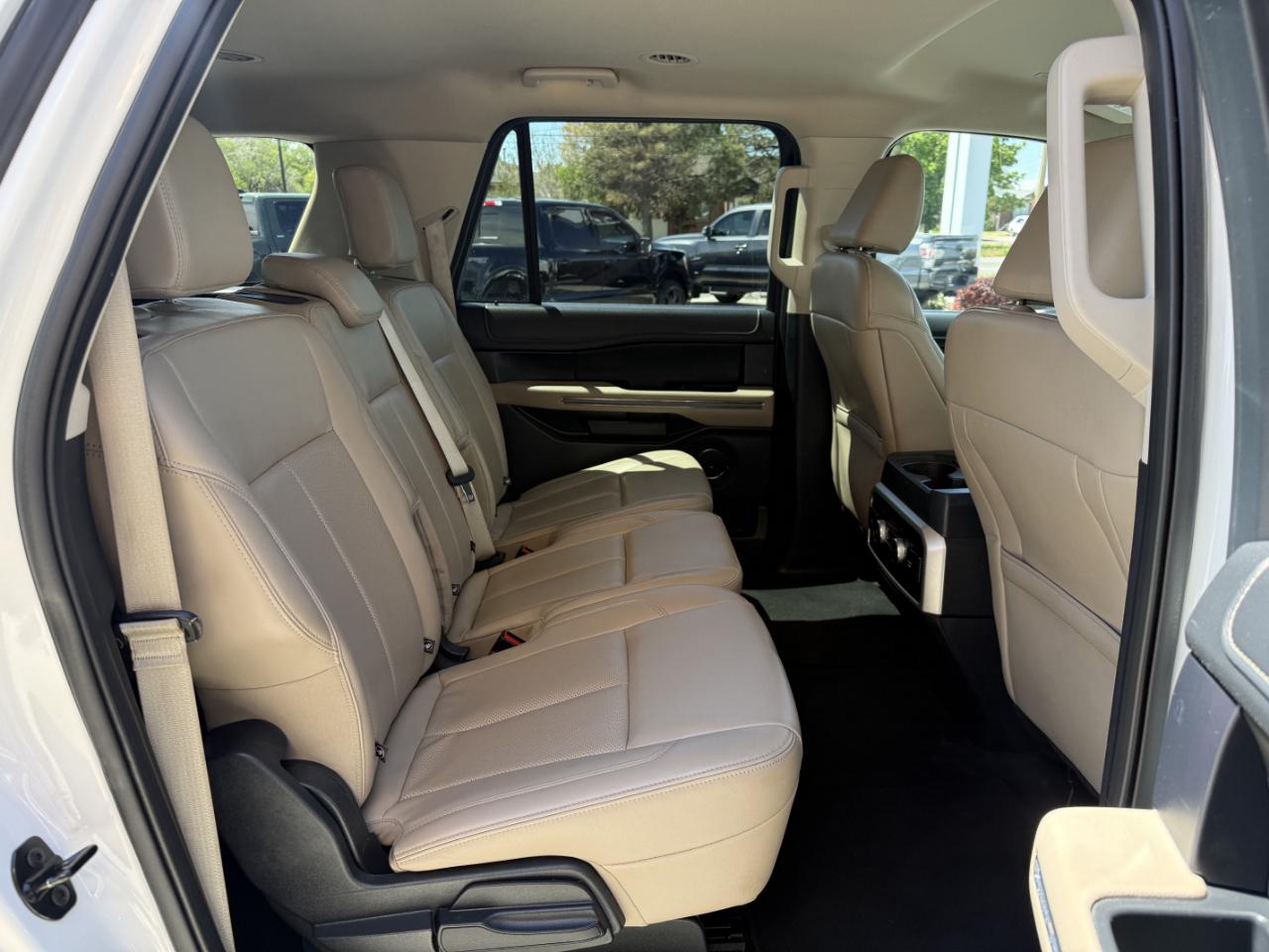Ford Expedition Max XLT 4x4 2024