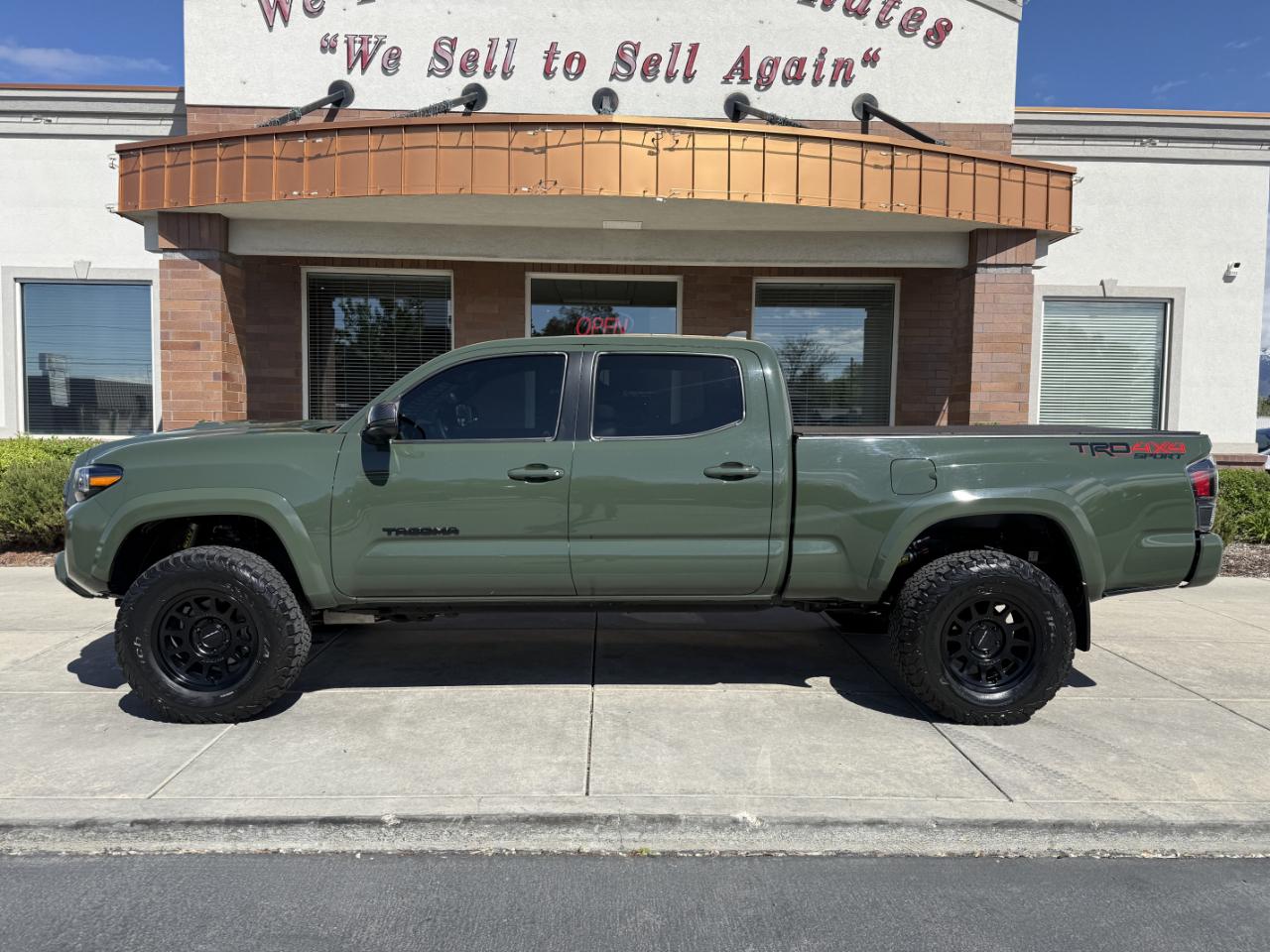 Toyota Tacoma 4WD TRD Sport Double Cab 6' Bed V6 AT (Natl) 2022