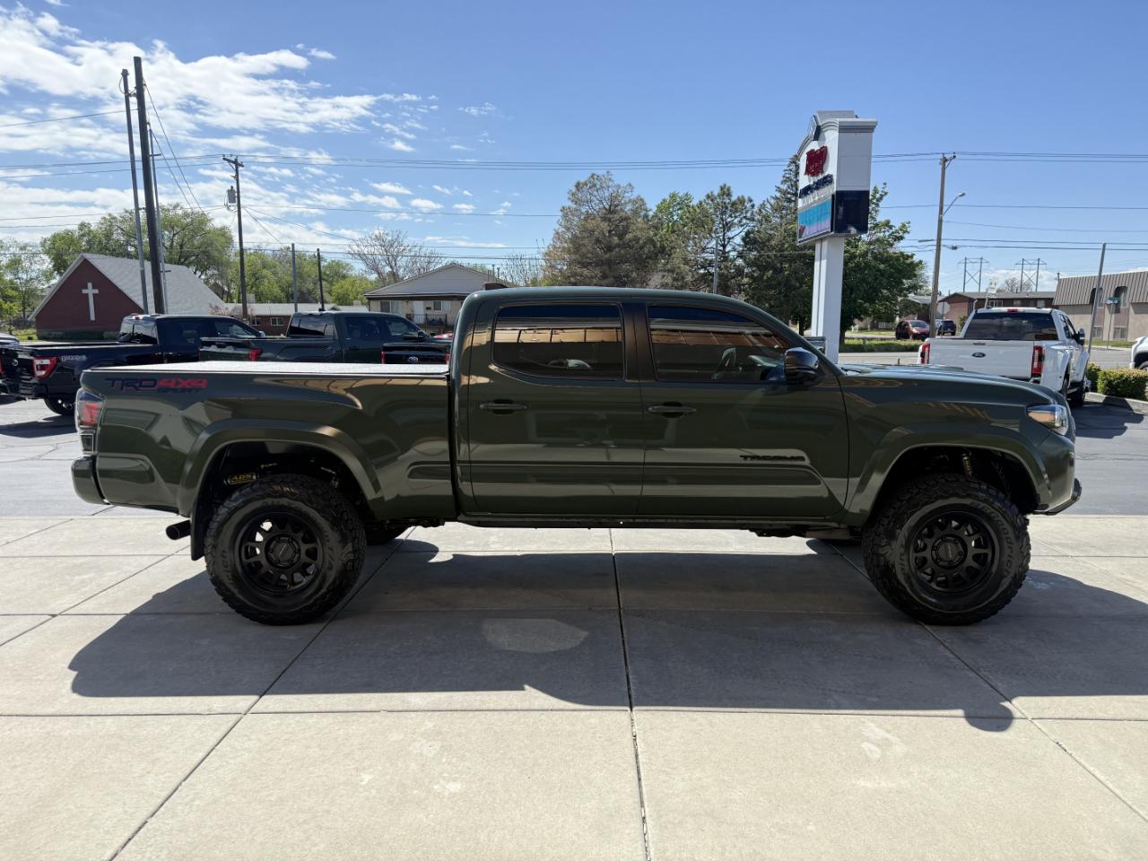 Toyota Tacoma 4WD TRD Sport Double Cab 6' Bed V6 AT (Natl) 2022
