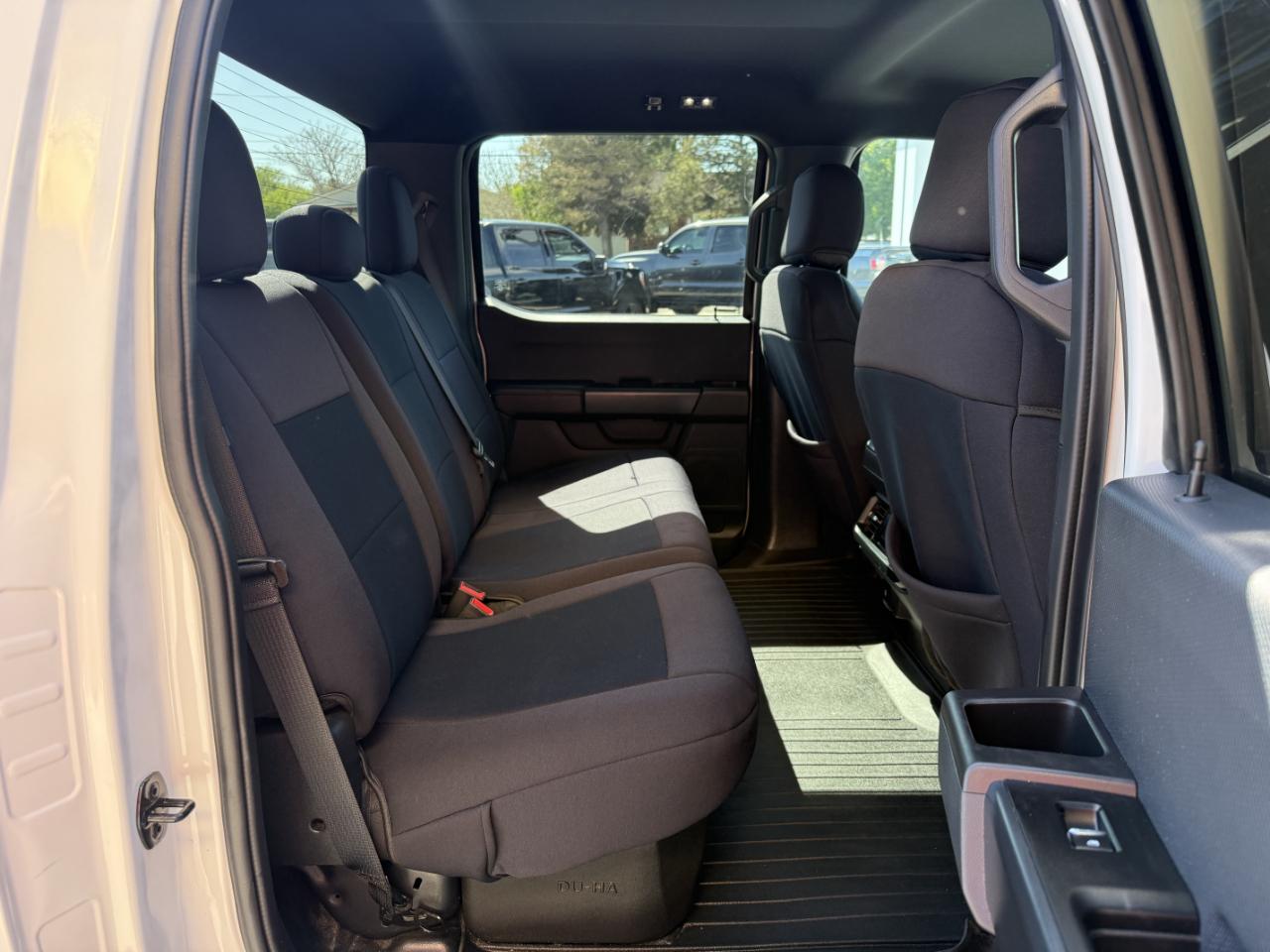 Ford F-150 XL 4WD SuperCrew 5.5' Box 2023