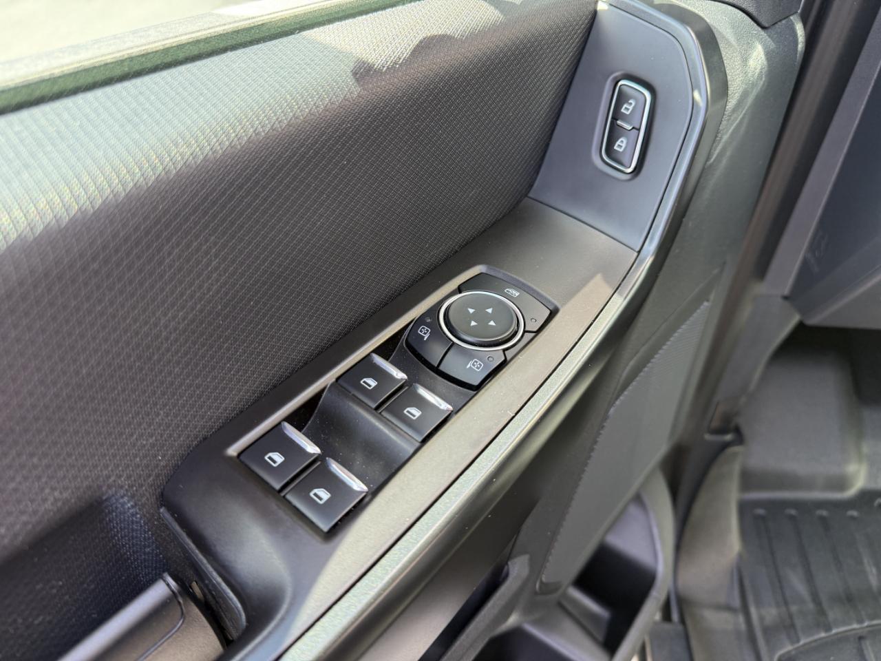 Ford F-150 XL 4WD SuperCrew 5.5' Box 2023