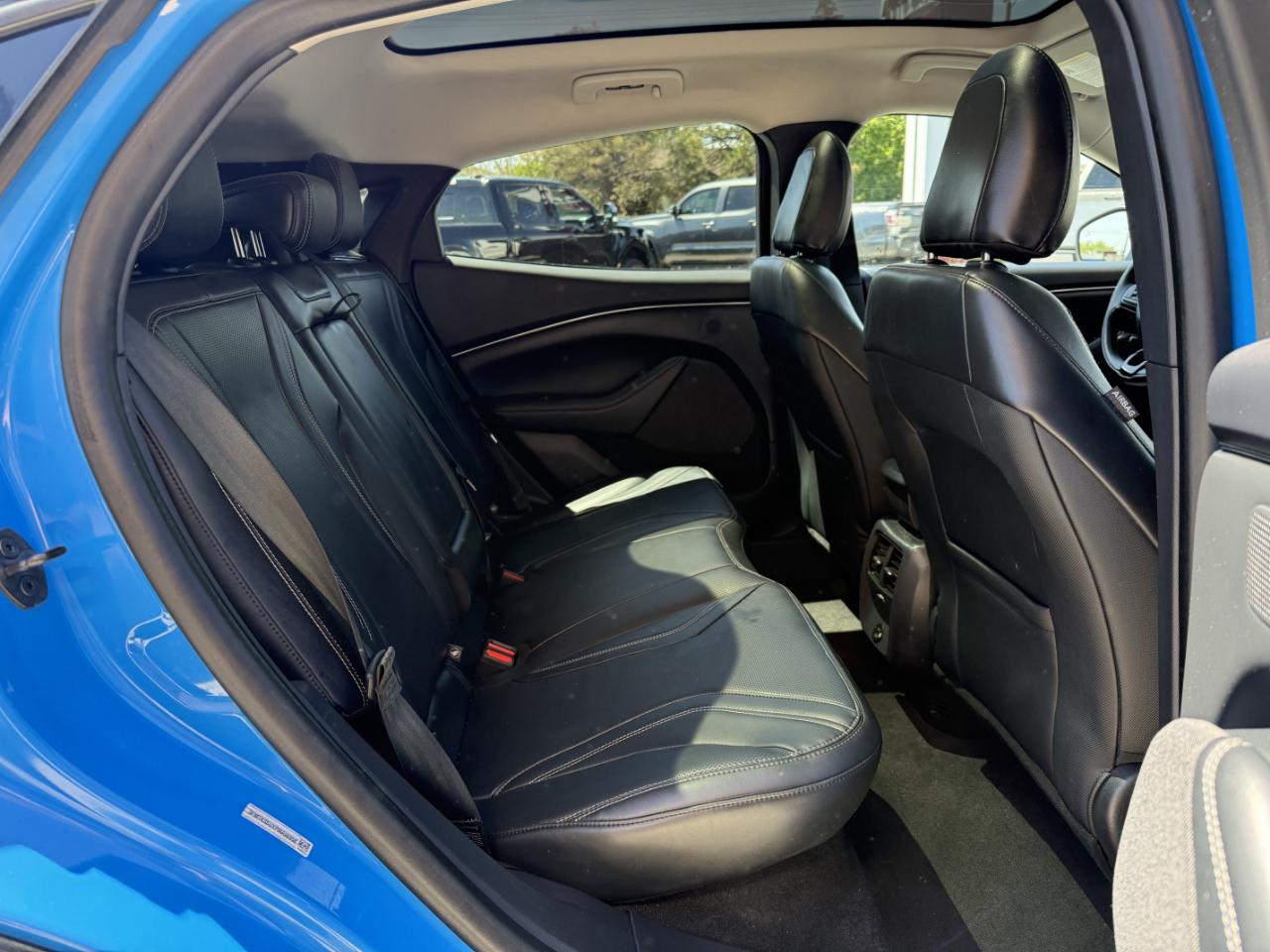 Ford Mustang Mach-E Premium AWD 2023