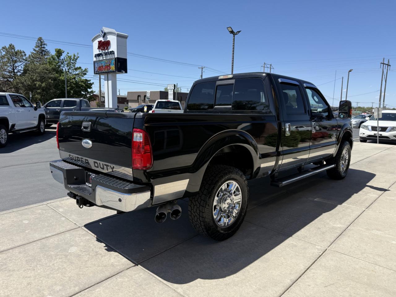 Ford Super Duty F-350 SRW 4WD Crew Cab 156" Lariat 2012