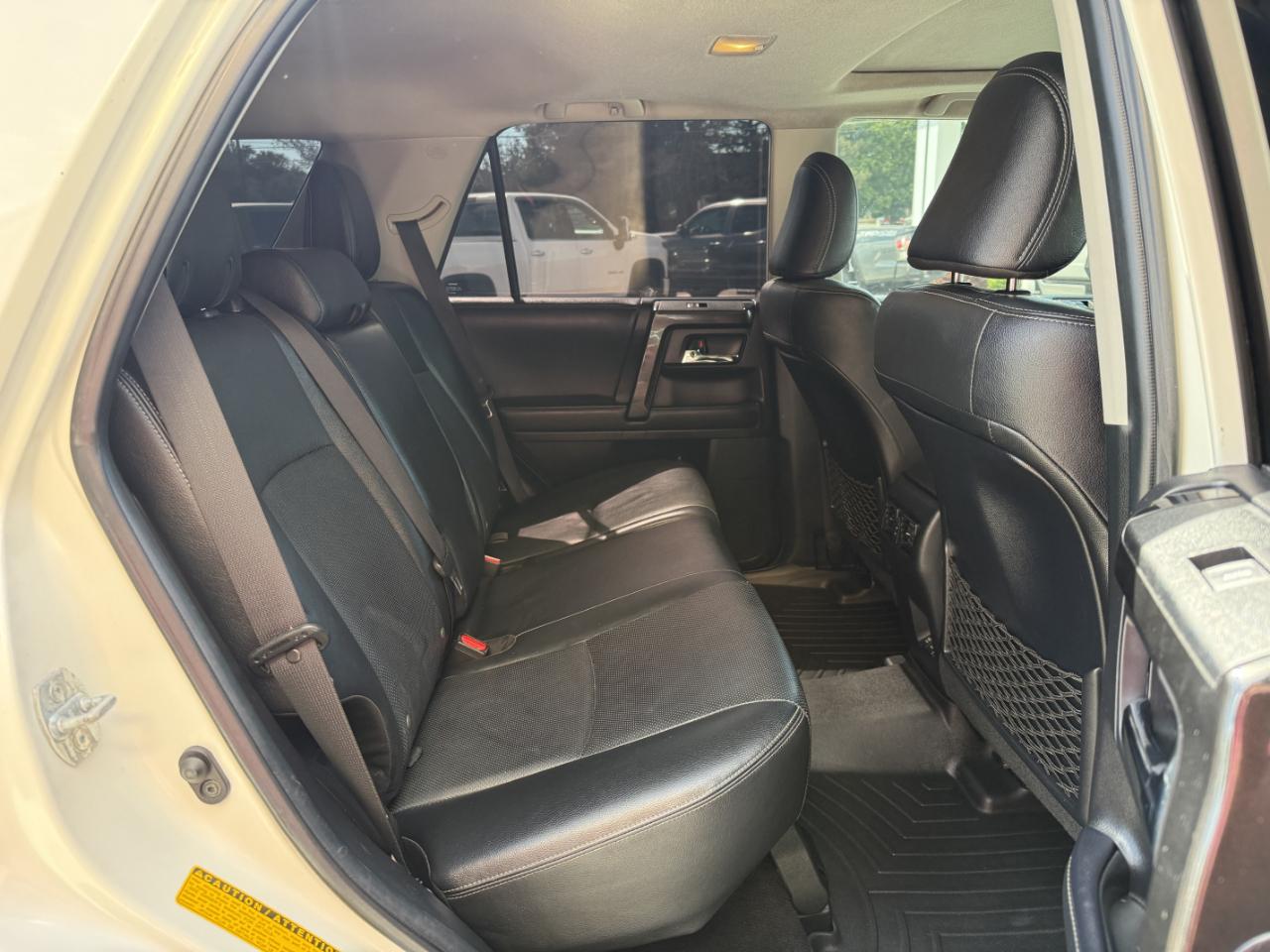 Toyota 4Runner Nightshade 4WD (Natl) 2021