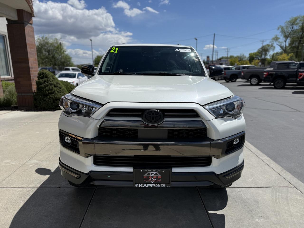 Toyota 4Runner Nightshade 4WD (Natl) 2021