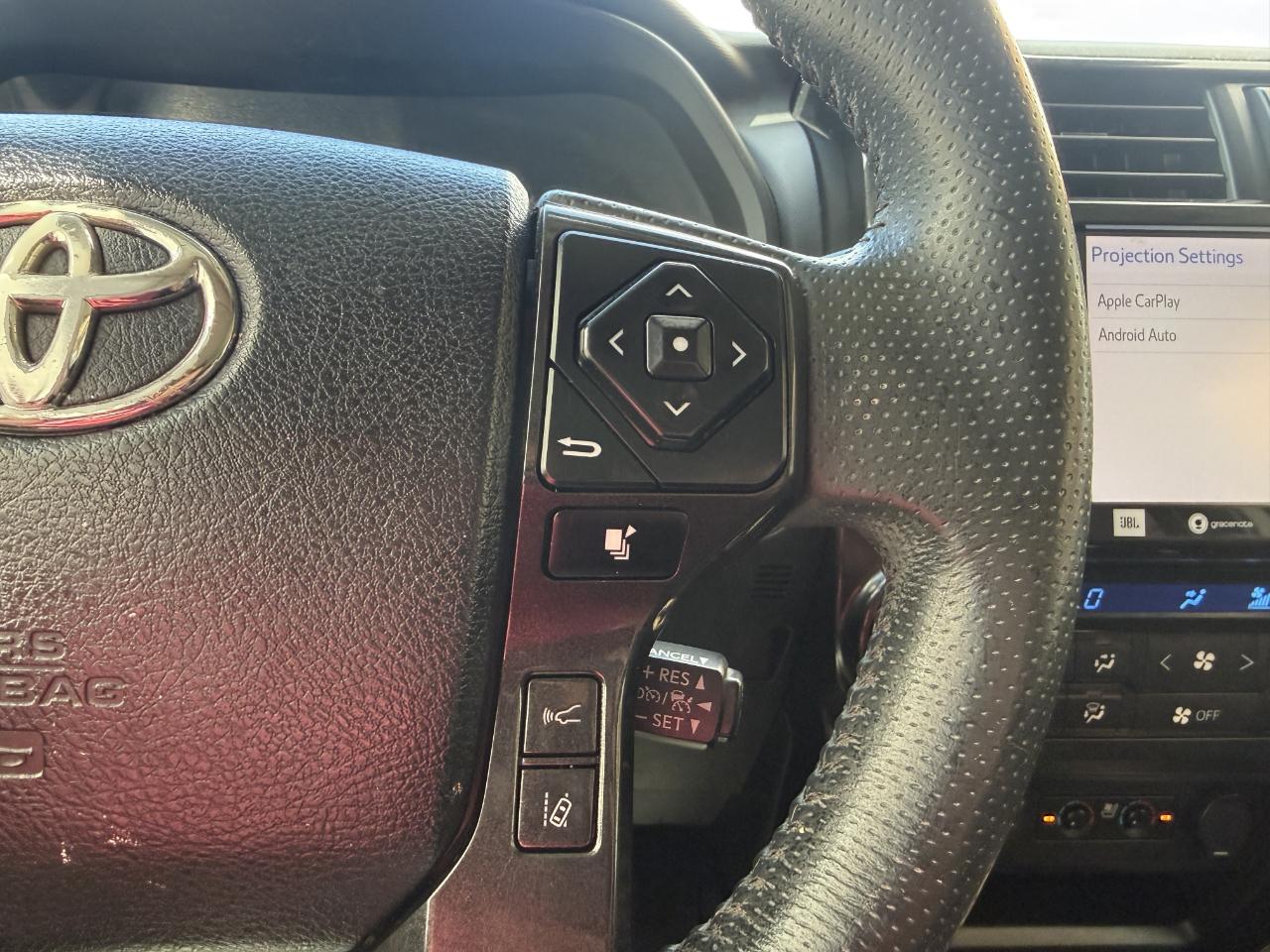 Toyota 4Runner Nightshade 4WD (Natl) 2021