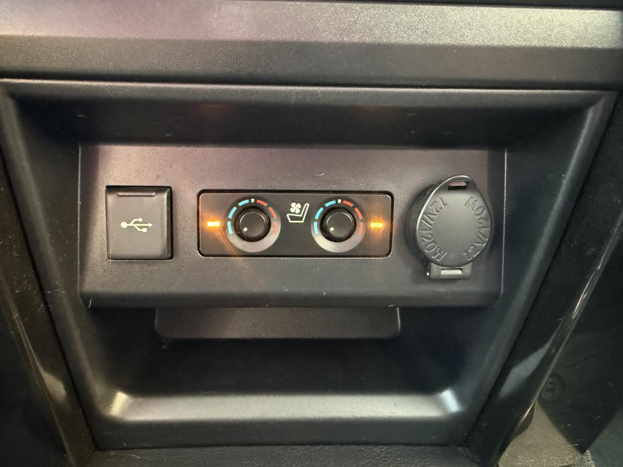 Toyota 4Runner Nightshade 4WD (Natl) 2021
