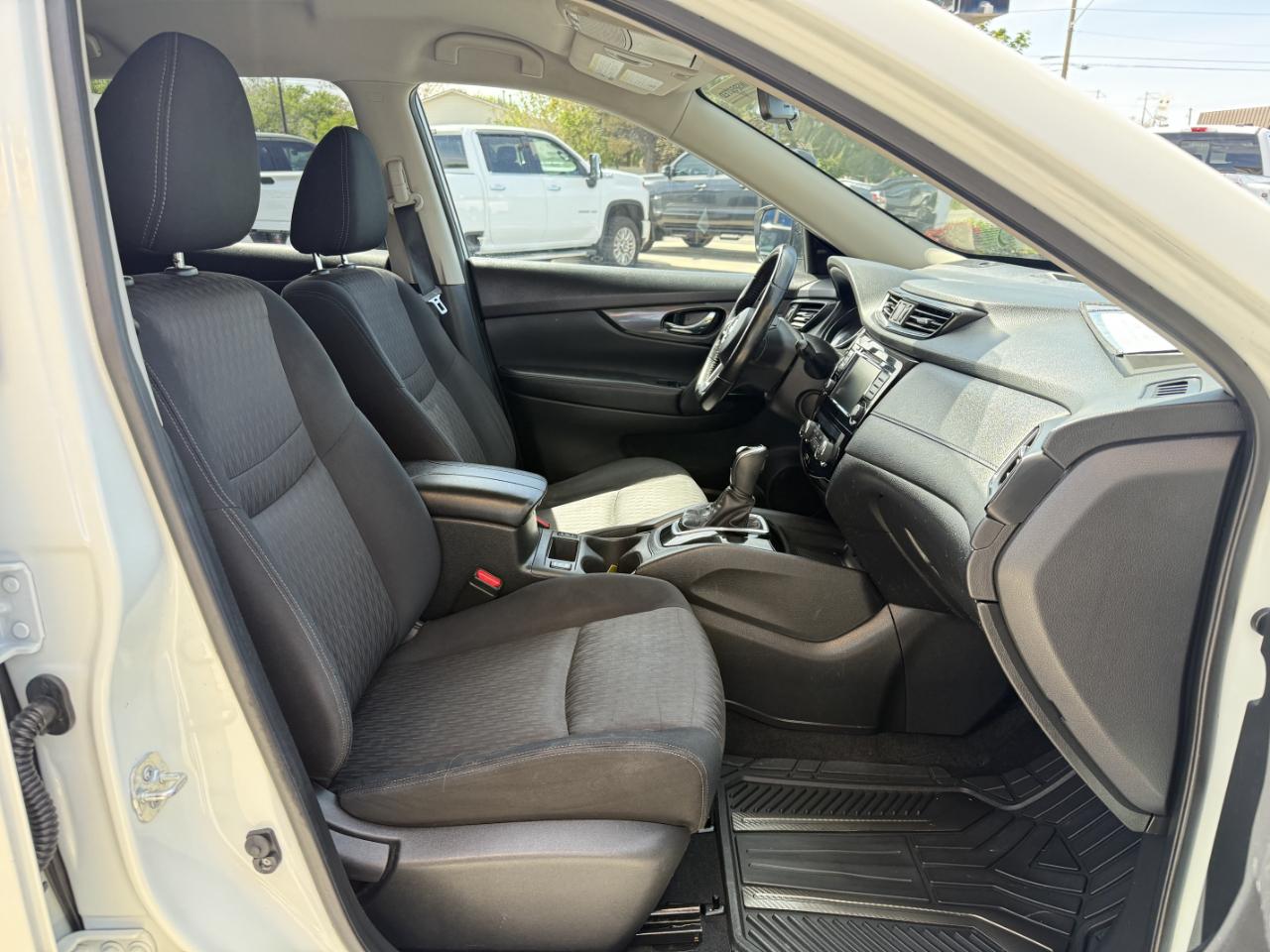 Nissan Rogue AWD SV 2020