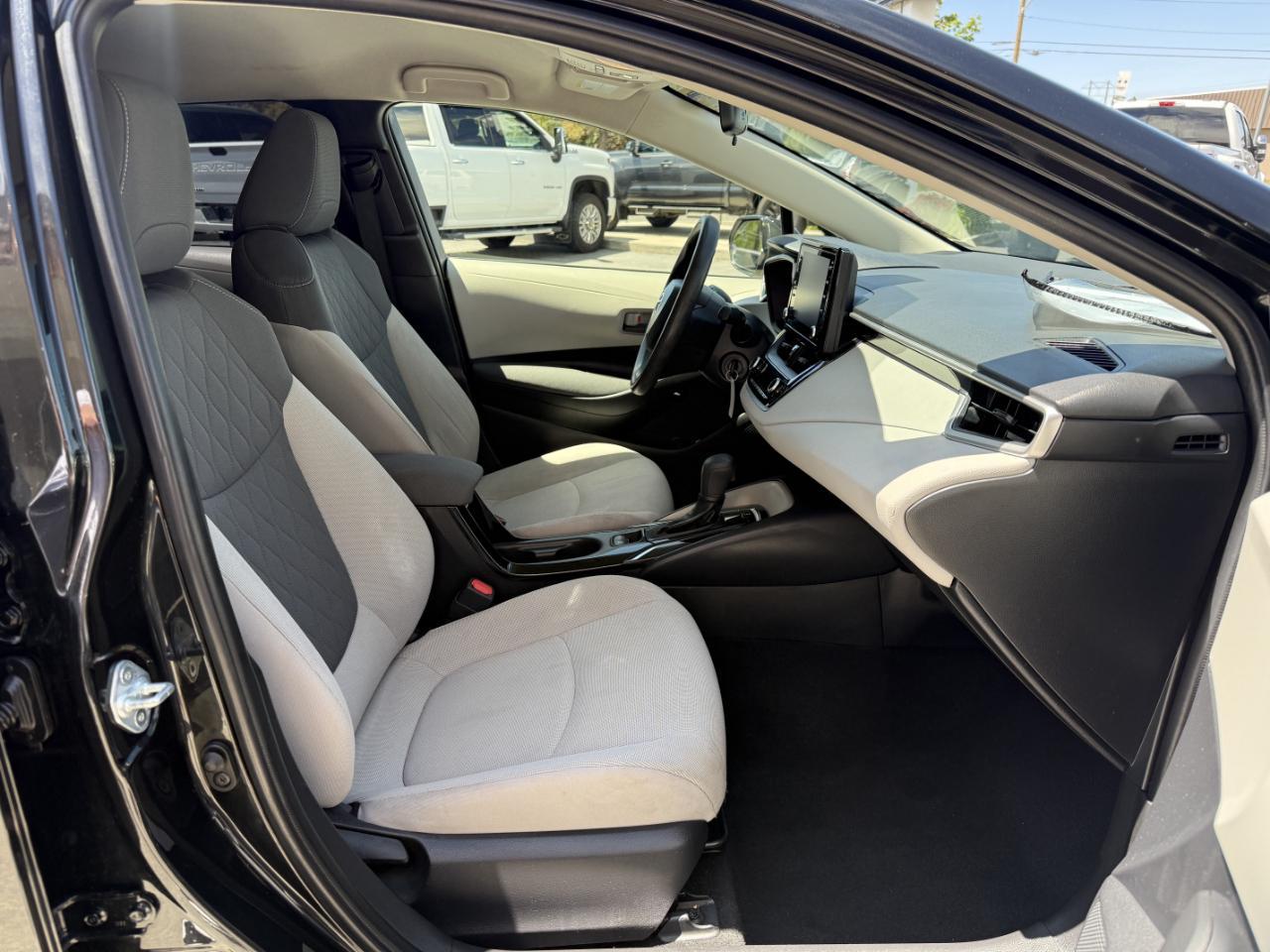 Toyota Corolla LE CVT (Natl) 2022