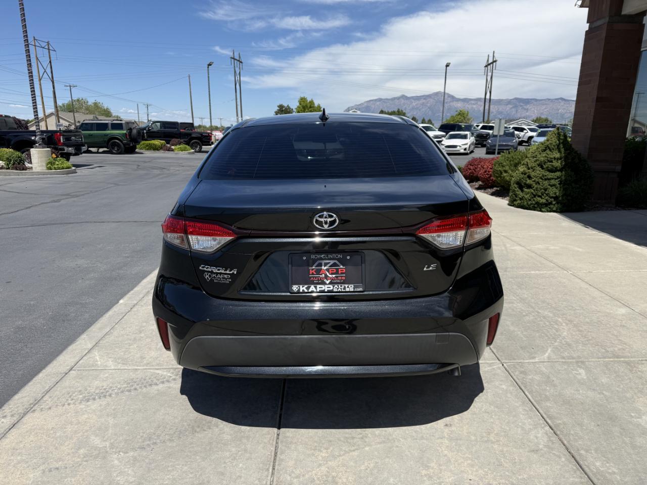 Toyota Corolla LE CVT (Natl) 2022