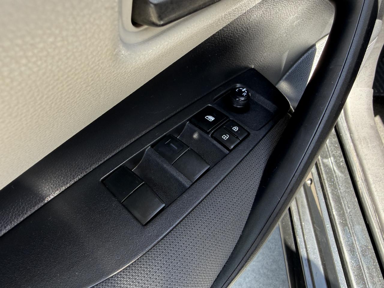 Toyota Corolla LE CVT (Natl) 2022