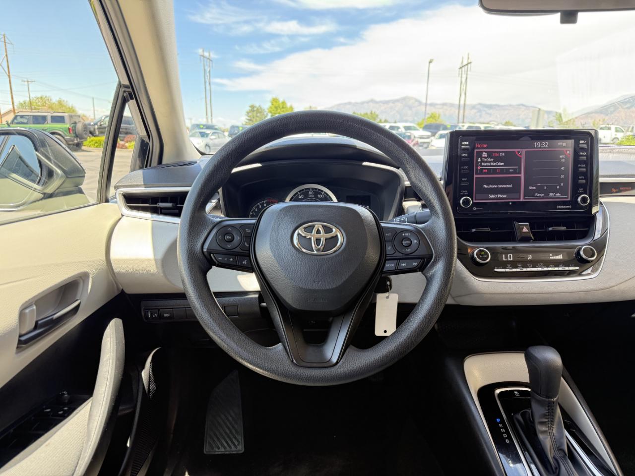 Toyota Corolla LE CVT (Natl) 2022