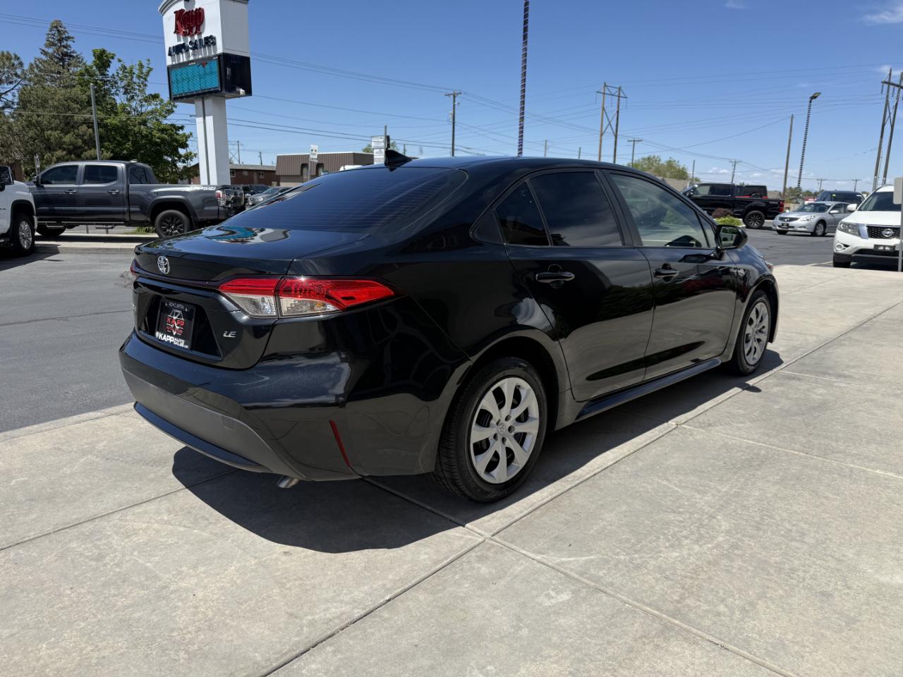 Toyota Corolla LE CVT (Natl) 2022