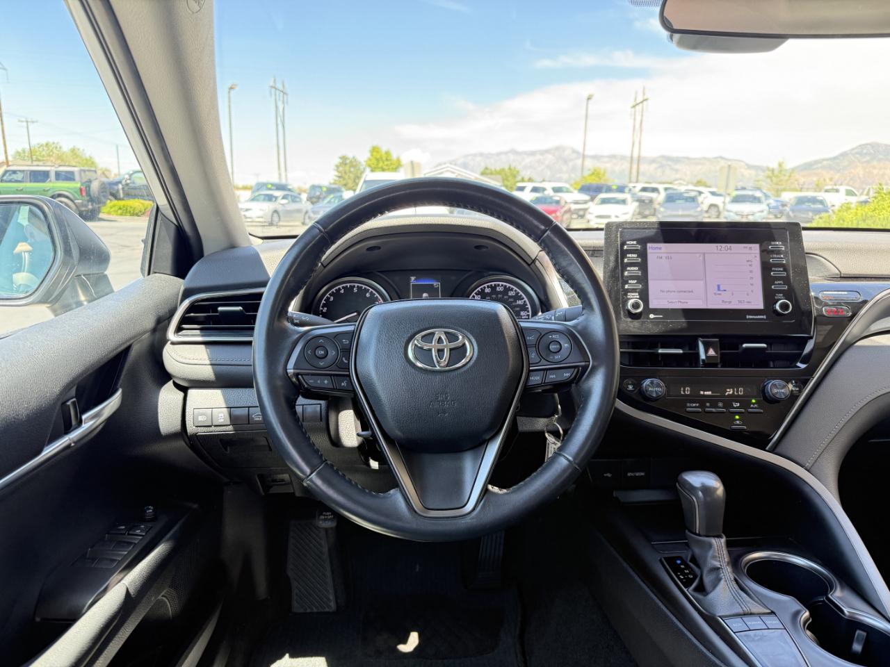 Toyota Camry SE Auto (Natl) 2024